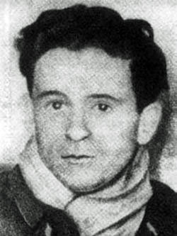 Pierre Georges, « le colonel Fabien » (ici en tenue de brigadiste en Espagne)